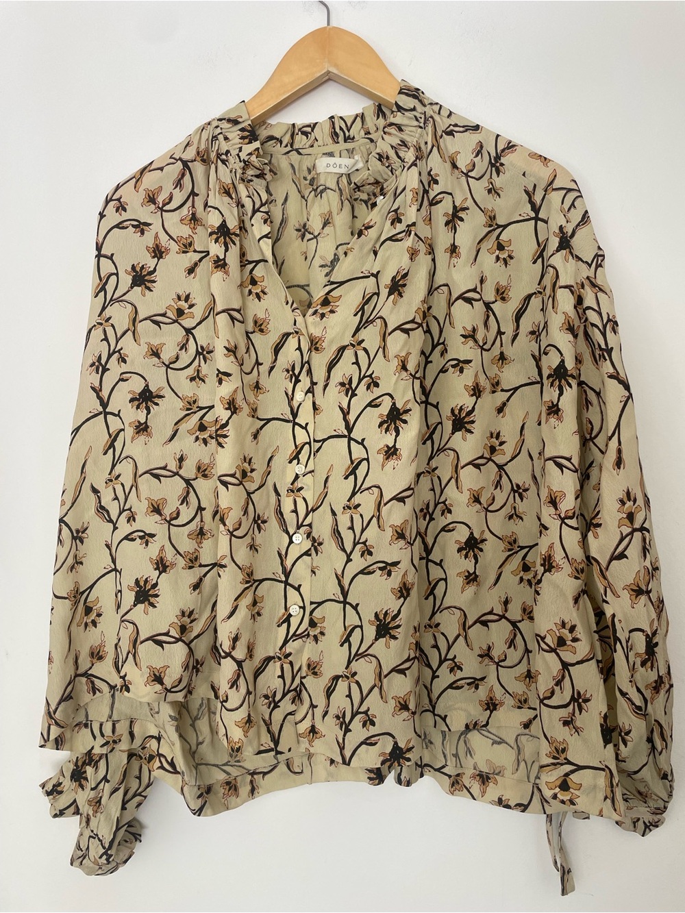 DOEN Floral Ruffle Neck Blouse Cream Brown Viscose Oversized XS - Picture 8 of 9